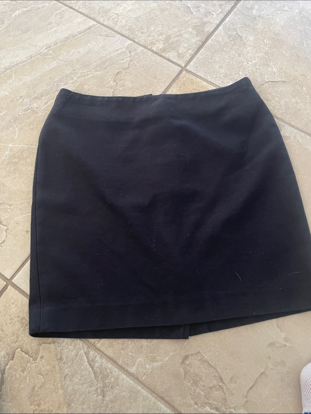 Banana Republic dark blue  Mini Skirt size 0 zipper and 4” slit back of skirt